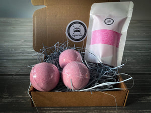 Rose Mini Gift Set - Epsom Bath Salt & 3 x Mini Bath Bombs